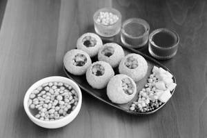 Pani Puri - 6 Pcs