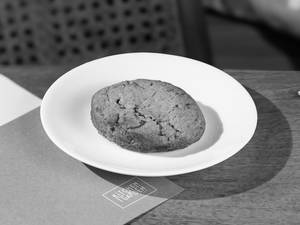Sea Salt & Dark Chocolate Chips Cookie