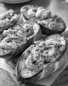 Prawn Scampi Garlic Bread