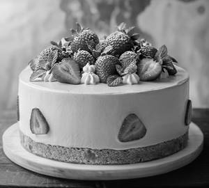 Strawberry cake