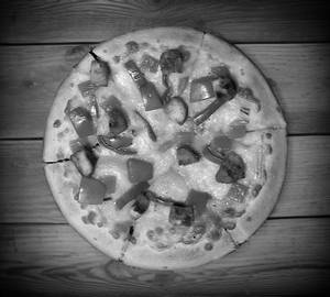 Chicken delight pizza [regular 9 inches]