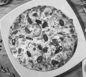 Spicy Paprika Pizza( 8 Inch)