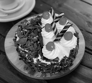 Black Forest [Small]