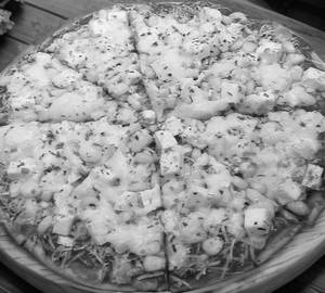 Paneer corn pizza