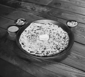 Tandoori Aloo Pyaaz Paratha
