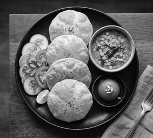 Koraishutir Kochuri With Cholar Dal ( Full )