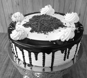 Black Forest Cake [900 Grams]                 