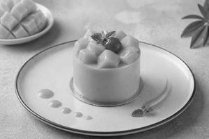 Mango Pastry