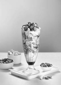 Dry Fruit Faluda