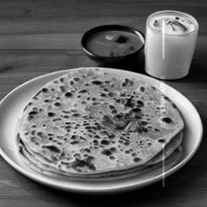 Tawa aloo paratha