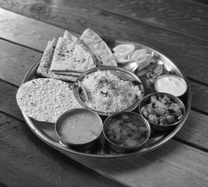 Veg Special Thali