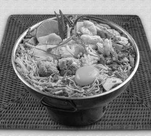 Egg Chicken Chilli Garlic Noodles