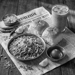 Misal Combo ( Misal Pav+chaas+jamun 1pc)