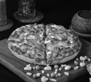 Corn peas pizza