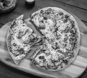 Peppy Paneer Pizza