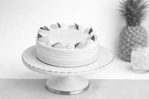 Fresh Pineapple Delight Medium Cakes