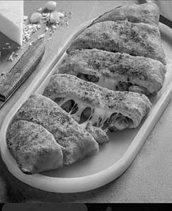 Paneer Tikka Garlic Bread