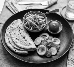 Roti With Aloo Bhaja [ Half ]