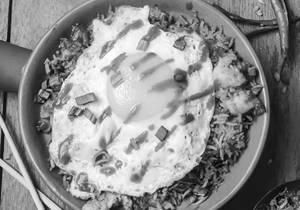 Egg Tom Yum Fried Rice  [Serves 2]