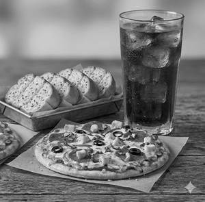 Farm House Pizza Reg. + Stuffed Garlic Bread + Cold Drink
