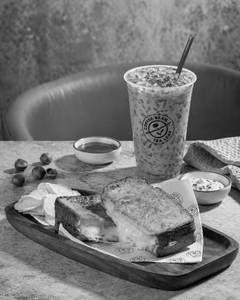 Iced Hazelnut Latte & L.a. Chicken Ham & Cheese Melt Sandwich