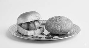 ONE VADA PAV + ONE KACHORI COMBO