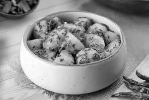Aloo Jeera [Serves 2]