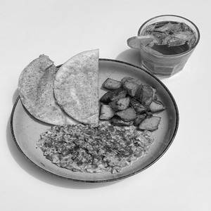 Goan Poee And Choriz Bowl