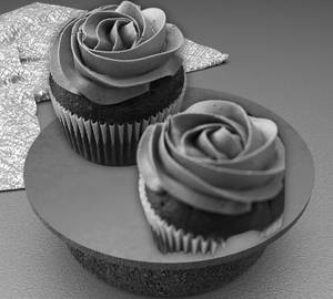 Chocolate Floral Cup Cake [2 Pcs]