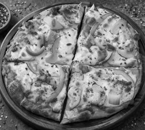 Paneer Onion And Capsicum With Makhani Sauce [7 Inches]