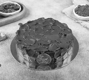 Dark Chocolate Mousse Cake 500 Gms