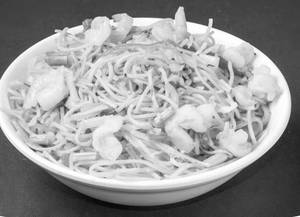 Prawns Hakka Noodles  [Serves 2]