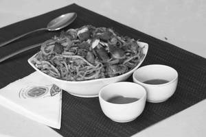 Schezwan Chicken Noodles