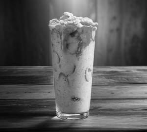 Strawberry lassi