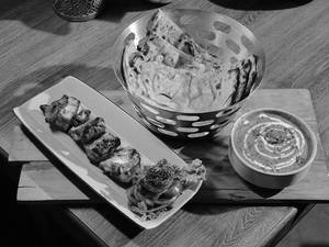 Paneer Tikka Sashlik[4 Pcs] +Dal Makhani [250ml]+2 Lachha Paratha
