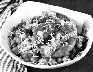 Desi Ghee Aloo Tikki  with  Choley [2pcs]