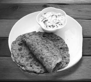 Mix veg paratha [1 piece] with curd and pickle