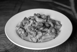 Prawn Pasta in Pesto Sauce [Serves 2]