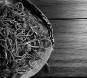 Schezwan Fried Noodles Pork