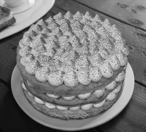Tiramisu Cake