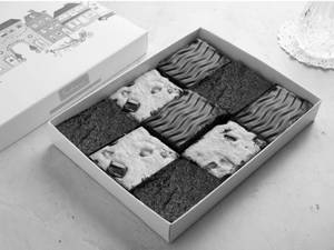 Assorted Eggless Brownies Box - 9 Pcs