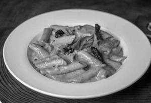 Chicken  Penne Mixed Sauce [Serves 2]
