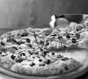 Italian pizza 8 inches 
