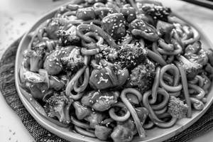 Singapore Teriyaki Chicken Flat Noodle