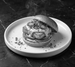 Ob paneer jalapeno burger