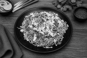 Egg Hakka Noodles