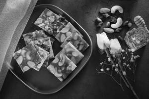 Assorted Chikki (24 Pcs)