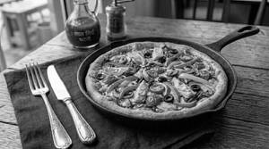 Veggie Paradise Pizza