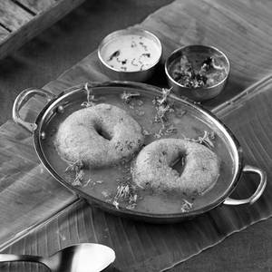 Medhu Vada (2 Pc)