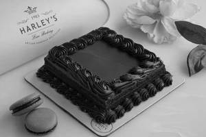 Sparkling Dark Chocolate Medovik Cake